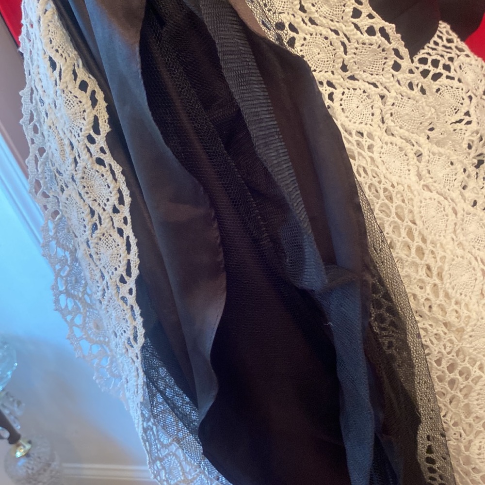 ❌SOLD❌ Betsy Johnson Crochet swing dress prom gown size 4 - Picture 7 of 9